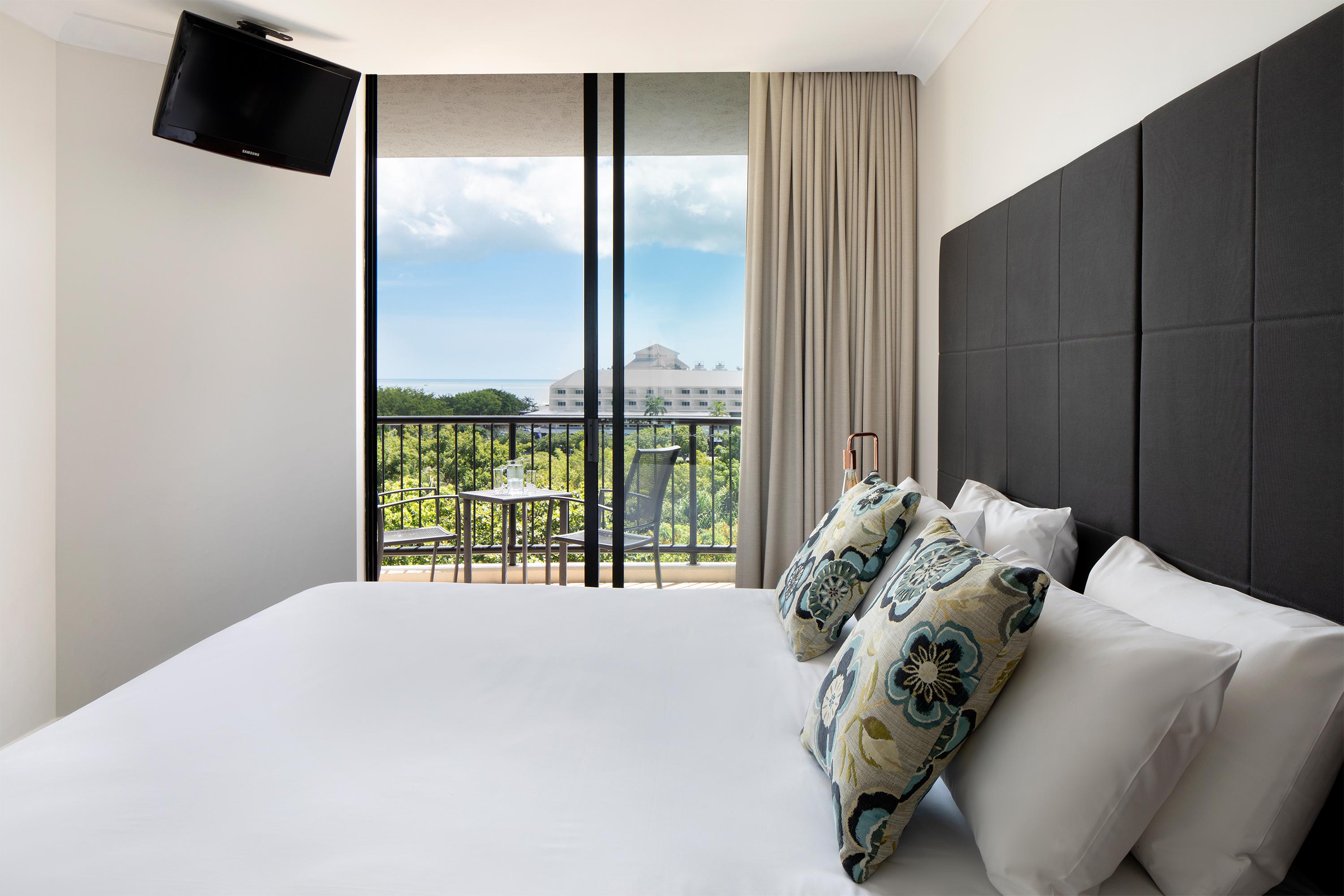 Mantra Esplanade Hotel Cairns Kültér fotó