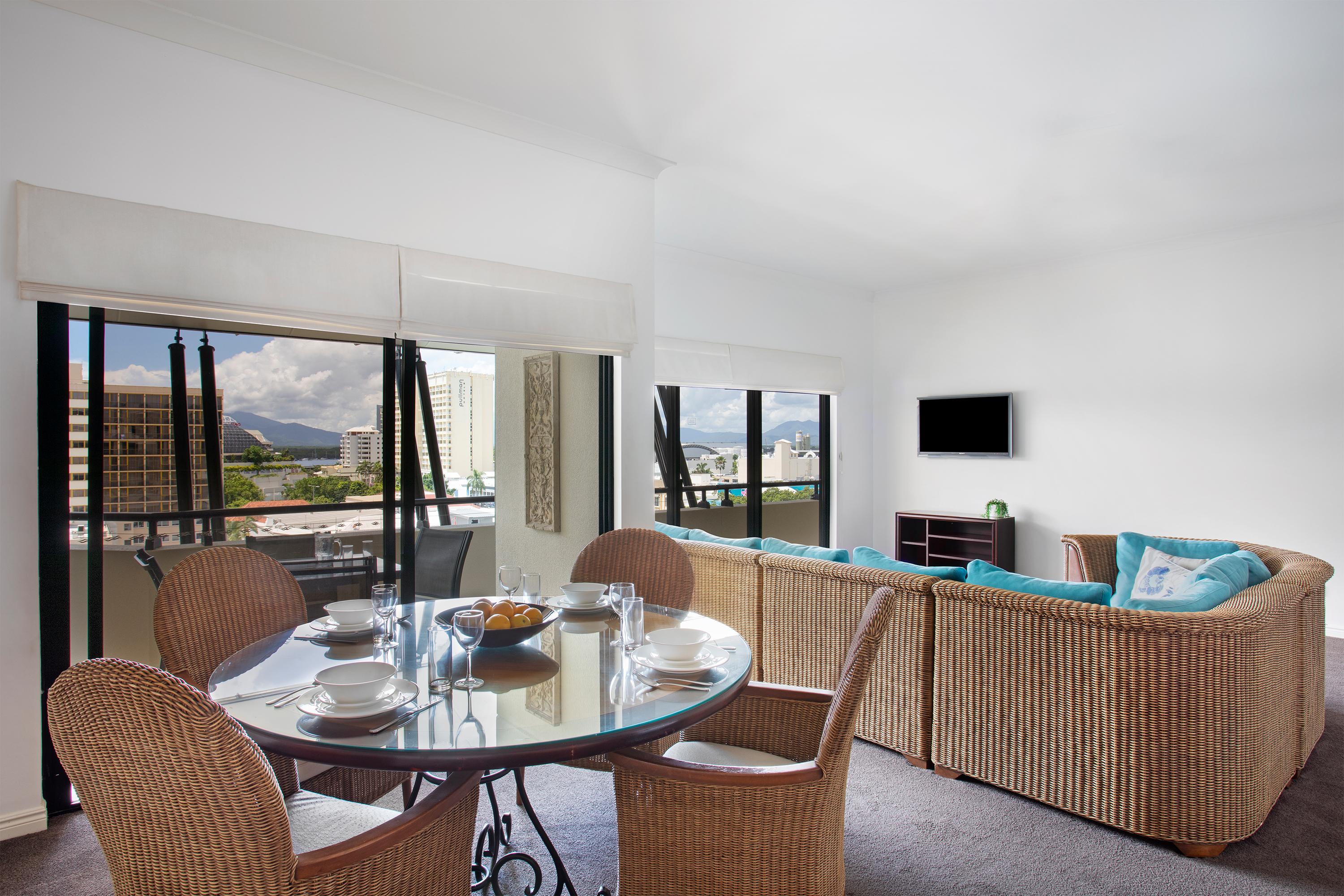 Mantra Esplanade Hotel Cairns Kültér fotó