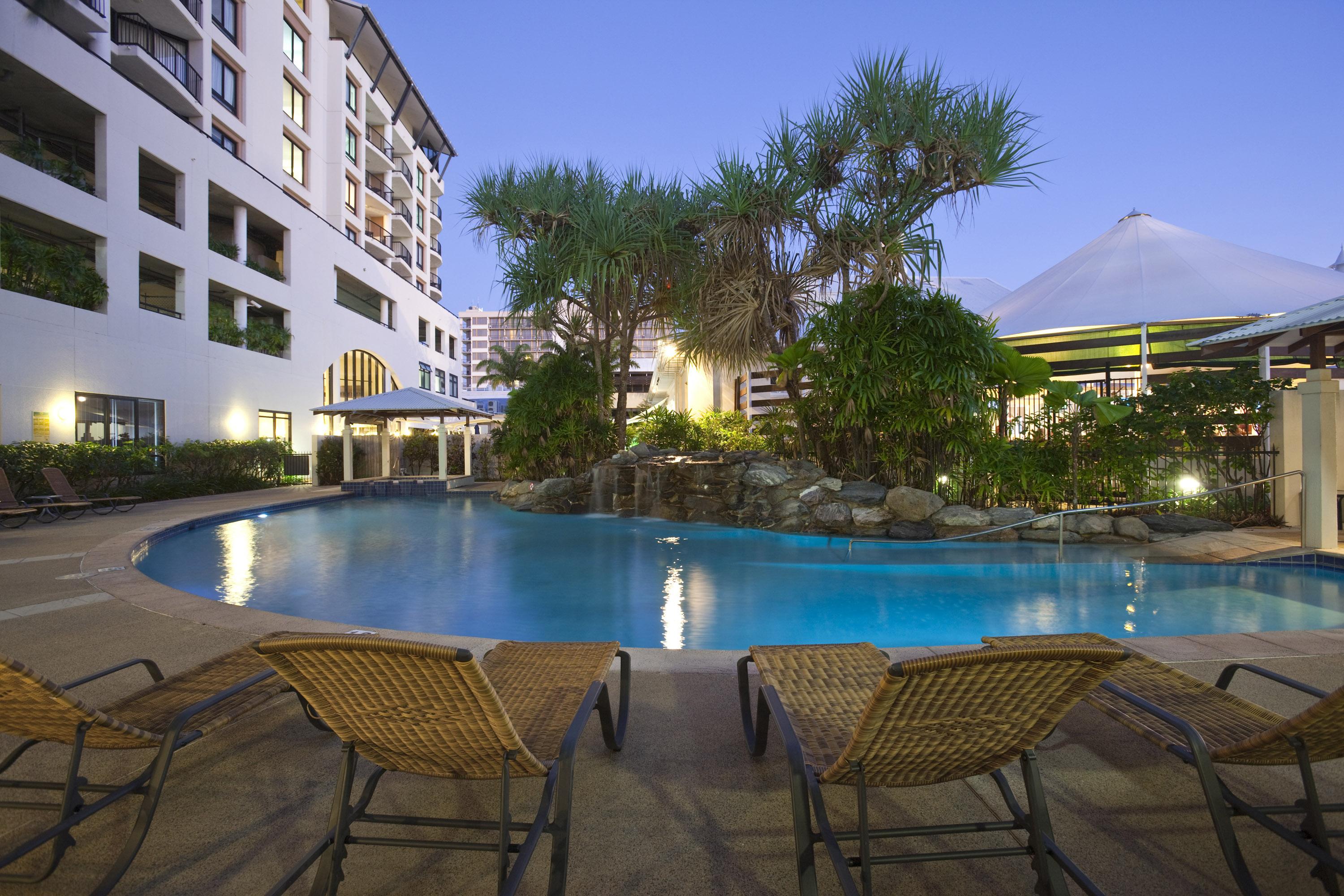 Mantra Esplanade Hotel Cairns Kültér fotó