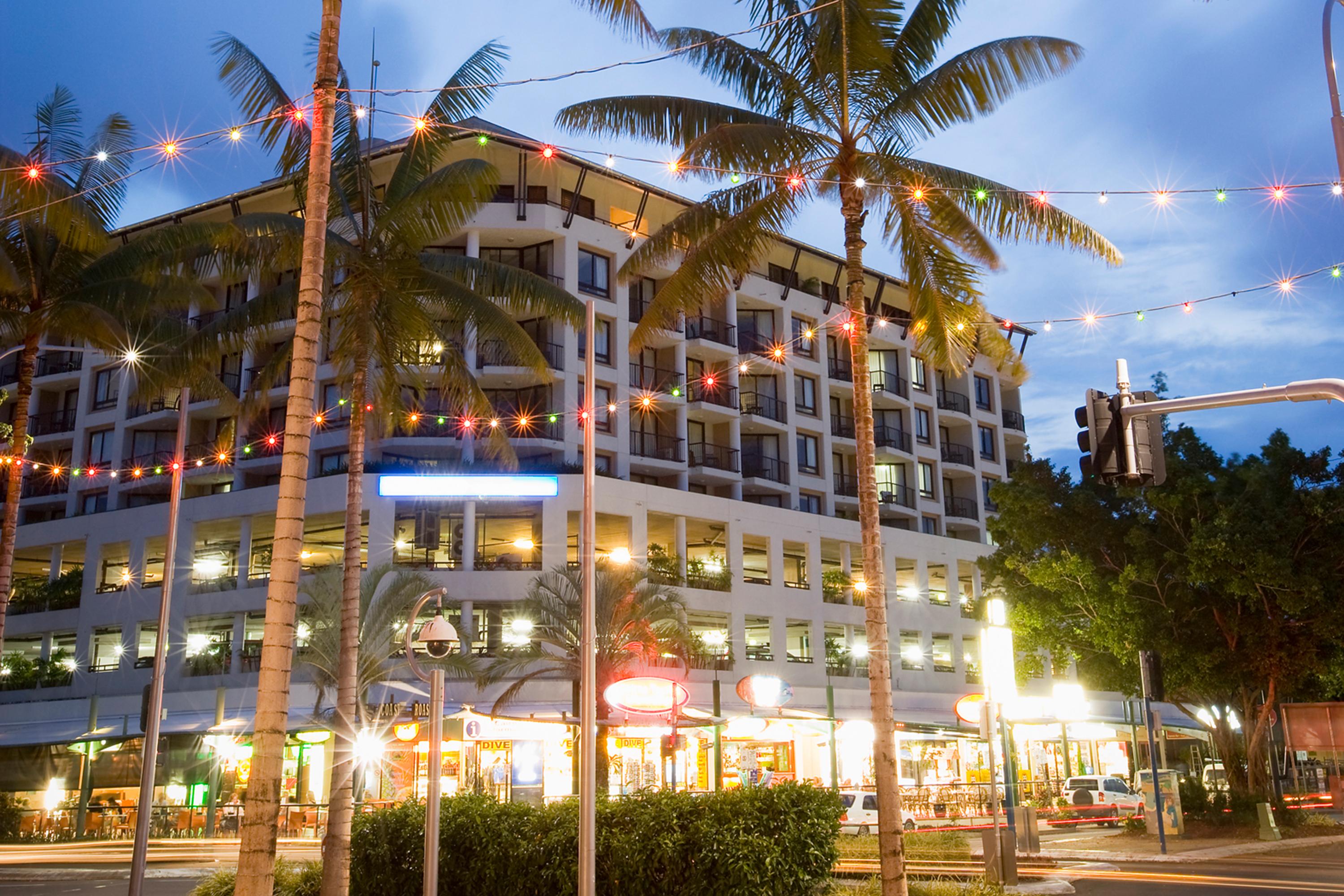 Mantra Esplanade Hotel Cairns Kültér fotó
