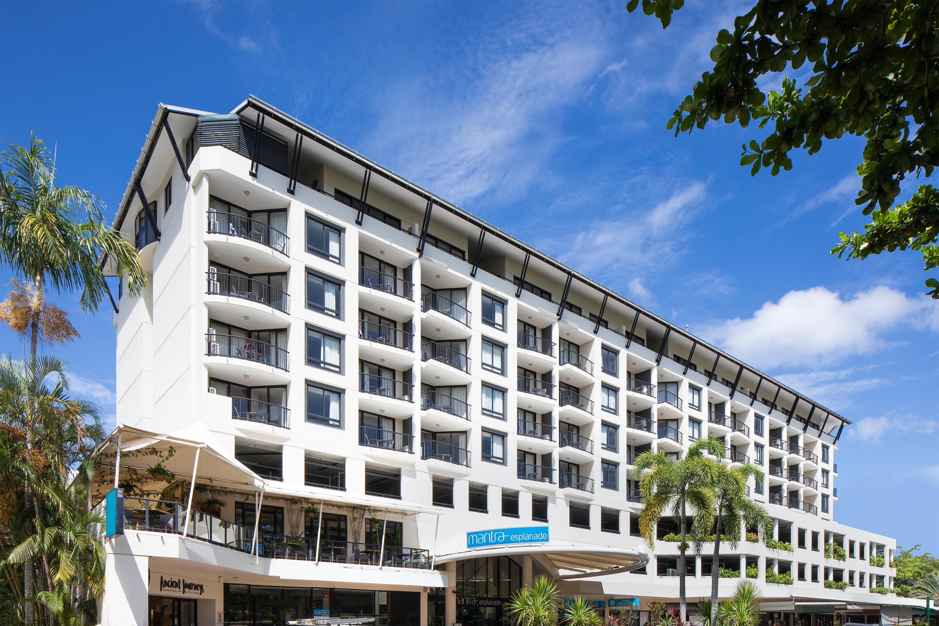Mantra Esplanade Hotel Cairns Kültér fotó